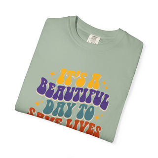 It's a Beautiful Day to Save Lives Nurse Shirt, Retro RN LPN Tee, Healthcare Worker Gift, Nurse Appreciation Shirt, Medical Professional Graphic Tee