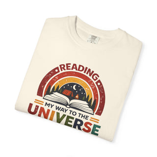 Retro Reading My Way to the Universe Book Lover Bookworm Librarian Tee