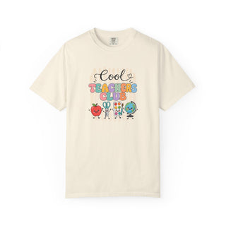 Comfortable Teacher Shirt Heavy Cotton Fabric Soft Garment Dyed Tee Cool Teachers Club Design Relaxed Fit Teaching Wear Casual Everyday Outfit Classroom Professional Style Back To School Essential Educator Gift Idea Cozy Material Quality