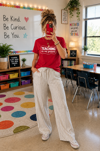 Teaching Es Mi Pasión T-Shirt Spanish Teacher Shirt Passion for Teaching Unisex Tee Classroom Gift